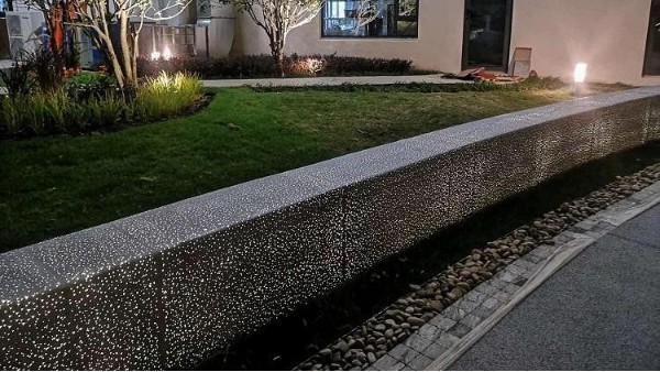 长沙某公园做透光艺科石座凳的案例